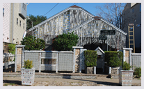 Beer Can House